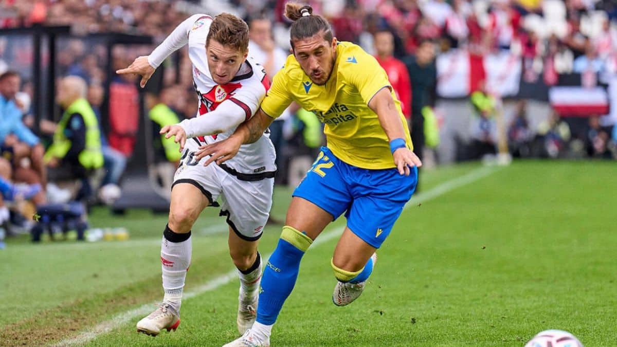 Cadiz vs Rayo Vallecano (22:15 – 25/02) | Xem lại trận đấu