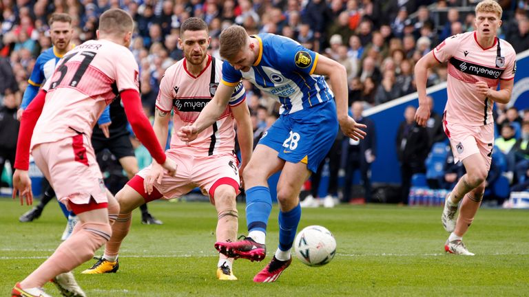 Brighton vs Grimsby Town (21:15 – 19/03) | Xem lại trận đấu