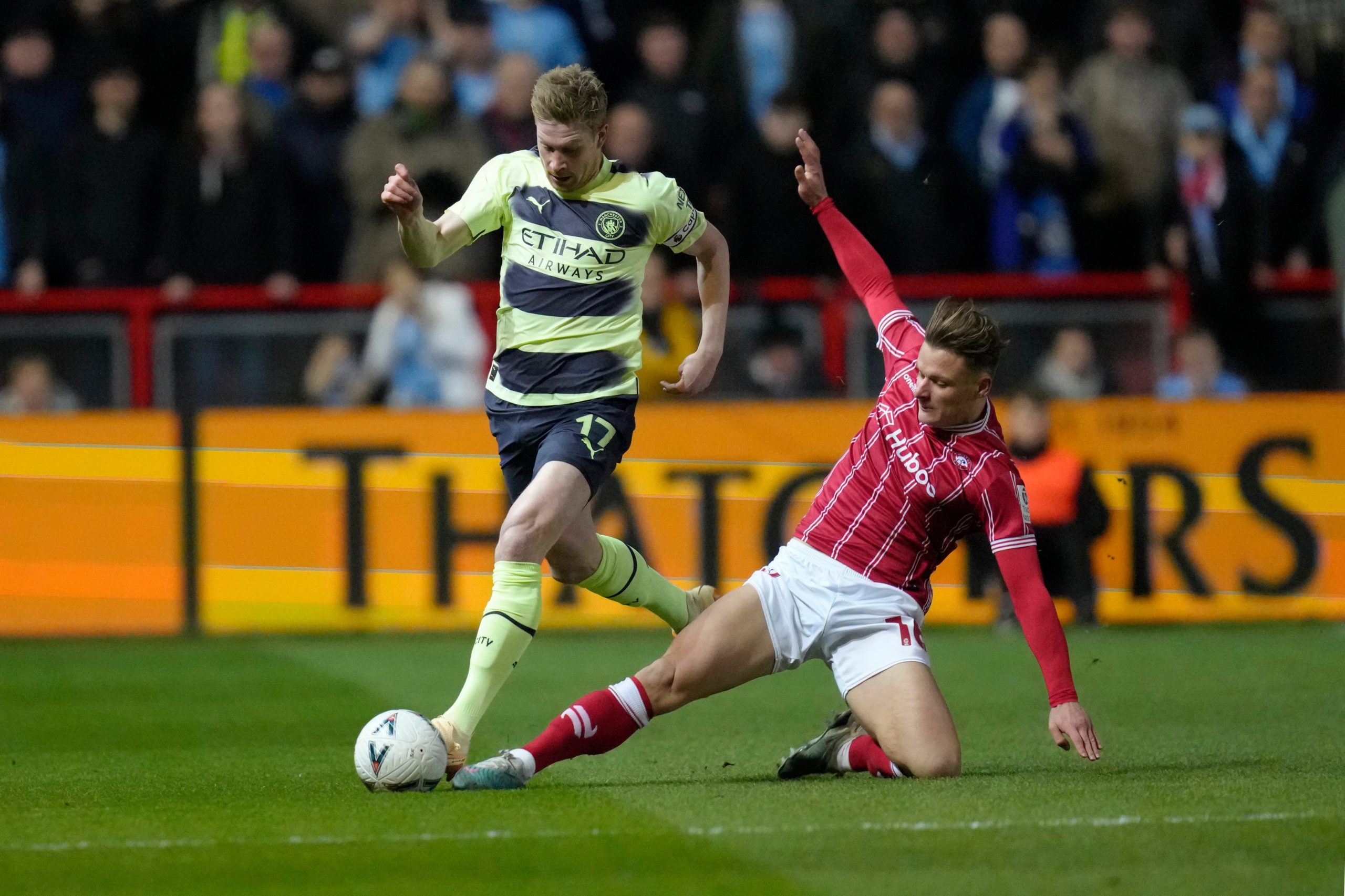 Bristol City vs Man City (03:00 – 01/03) | Xem lại trận đấu