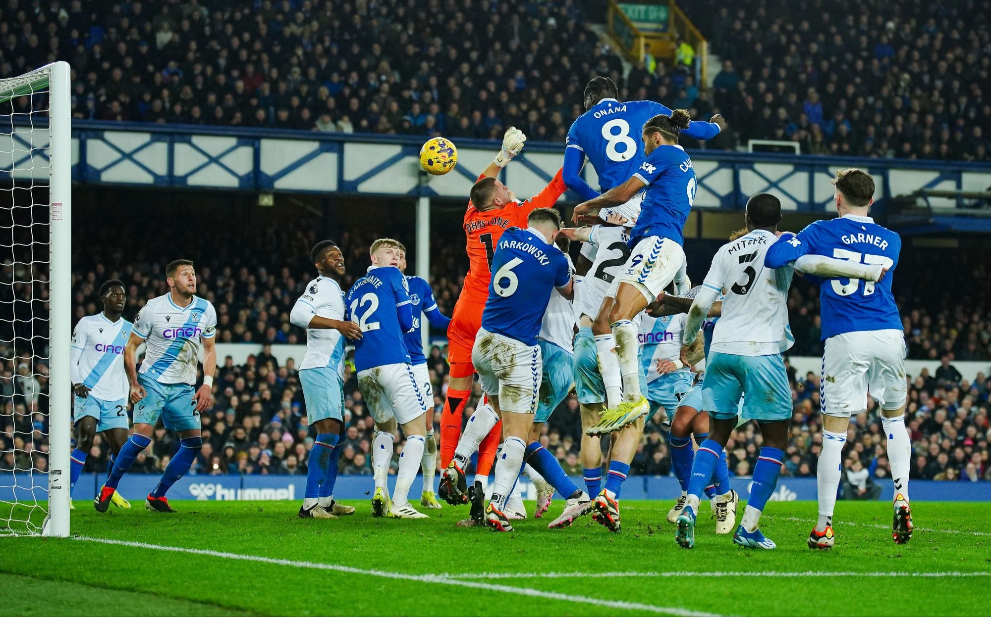 nhan-dinh-soi-keo-everton-vs-crystal-palace-luc-20h00-ngay-5-10-2025-1