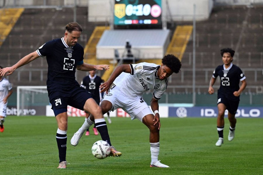 DJK Teutonia St.Tonis vs Eintracht Frankfurt (23:00 - 21/08)